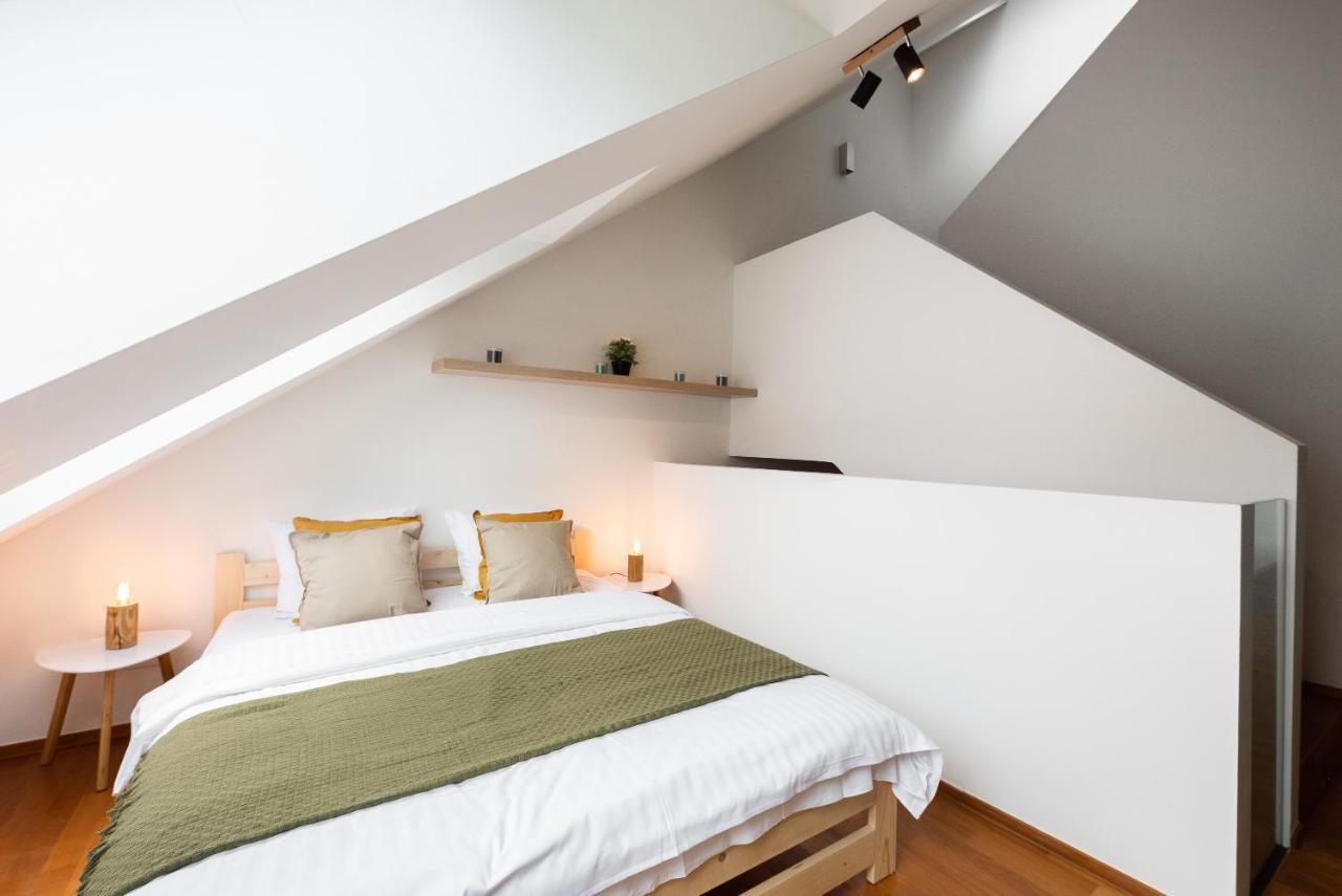 Apartment With 4 Bedrooms Prága Kültér fotó