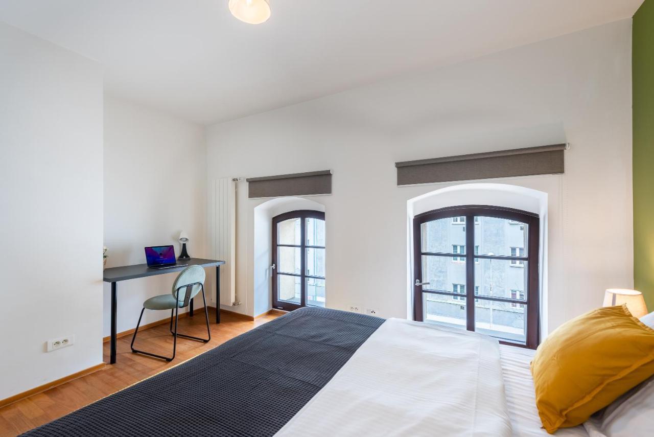 Apartment With 4 Bedrooms Prága Kültér fotó