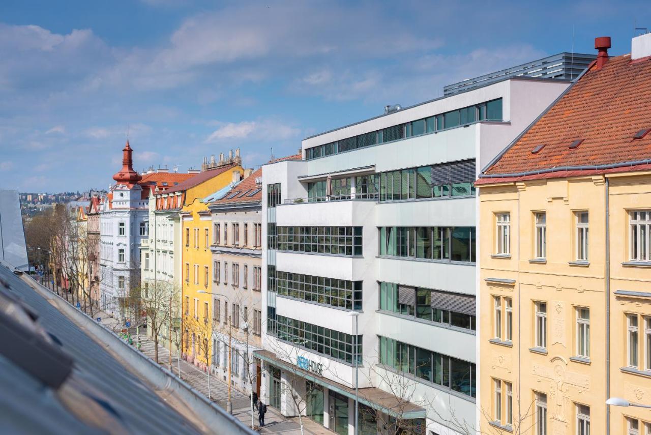 Apartment With 4 Bedrooms Prága Kültér fotó