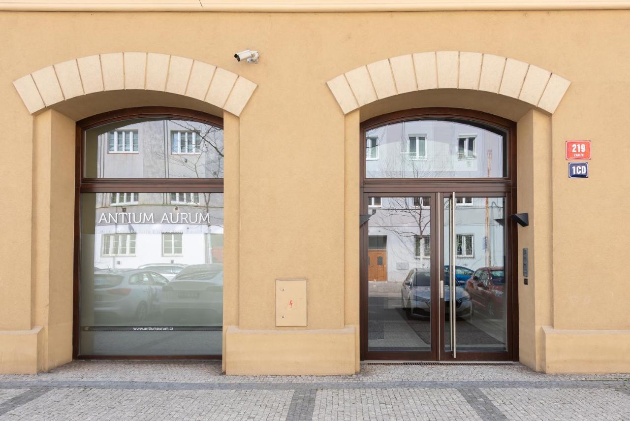 Apartment With 4 Bedrooms Prága Kültér fotó