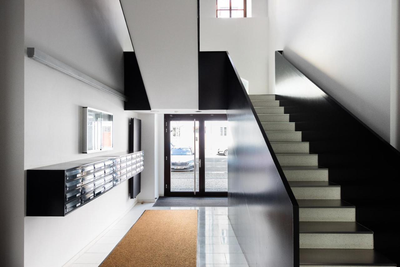 Apartment With 4 Bedrooms Prága Kültér fotó