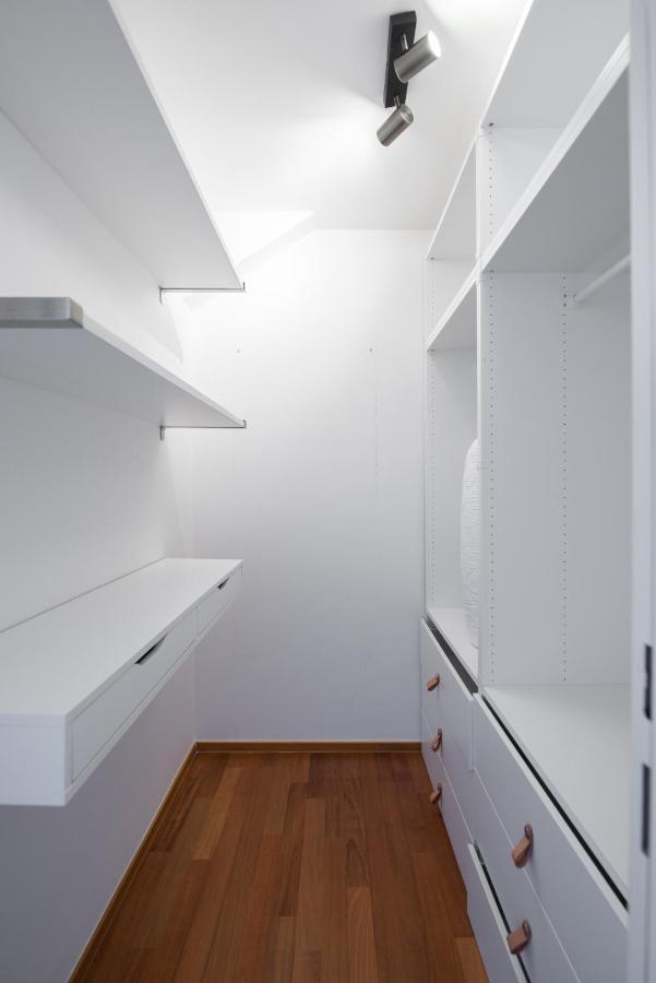Apartment With 4 Bedrooms Prága Kültér fotó