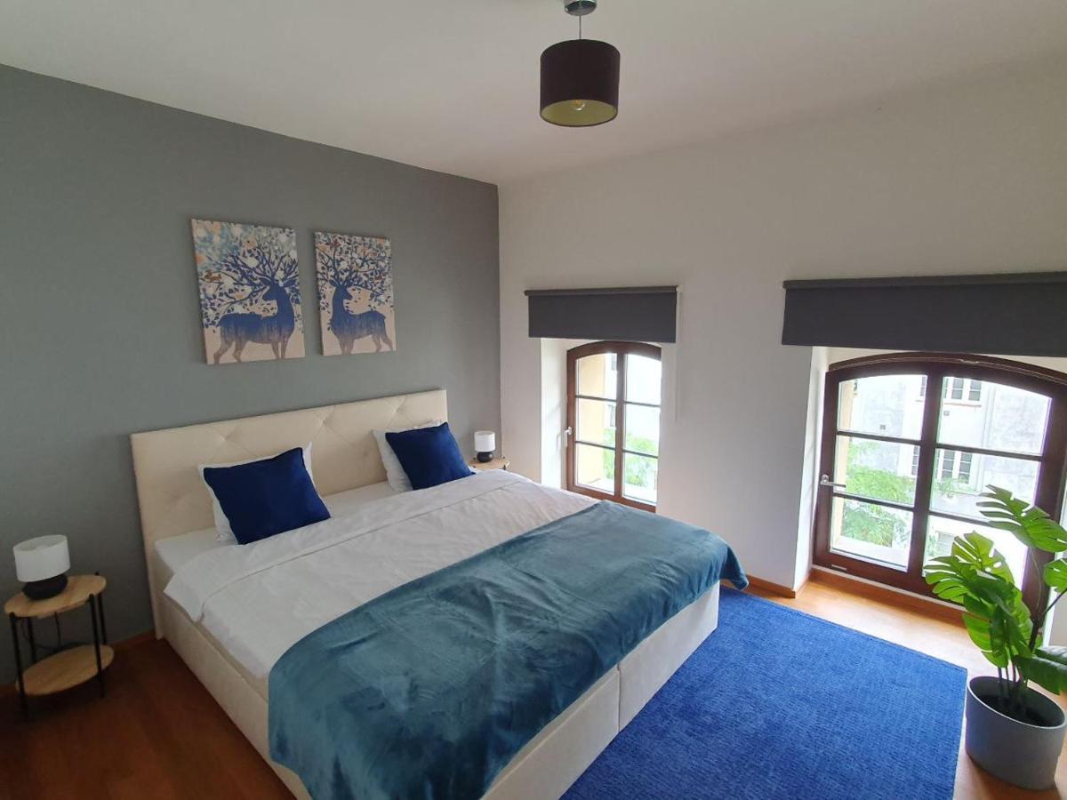 Apartment With 4 Bedrooms Prága Kültér fotó
